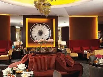 Four Seasons Riyadh At Kingdom Center Hotel